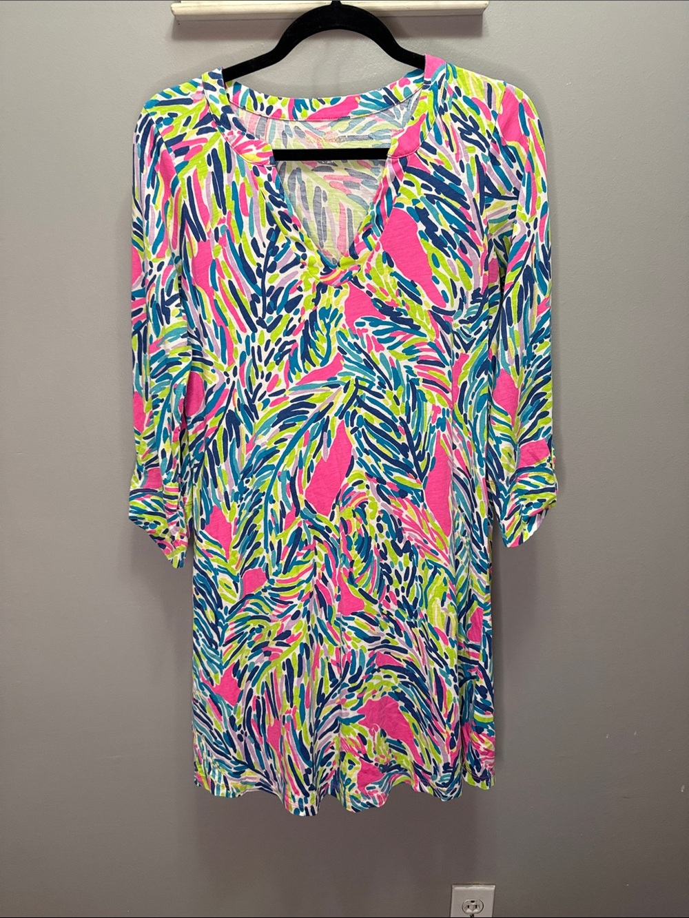 Lilly Pulitzer Rossmore V-Neck T-Shirt Dress Size Small